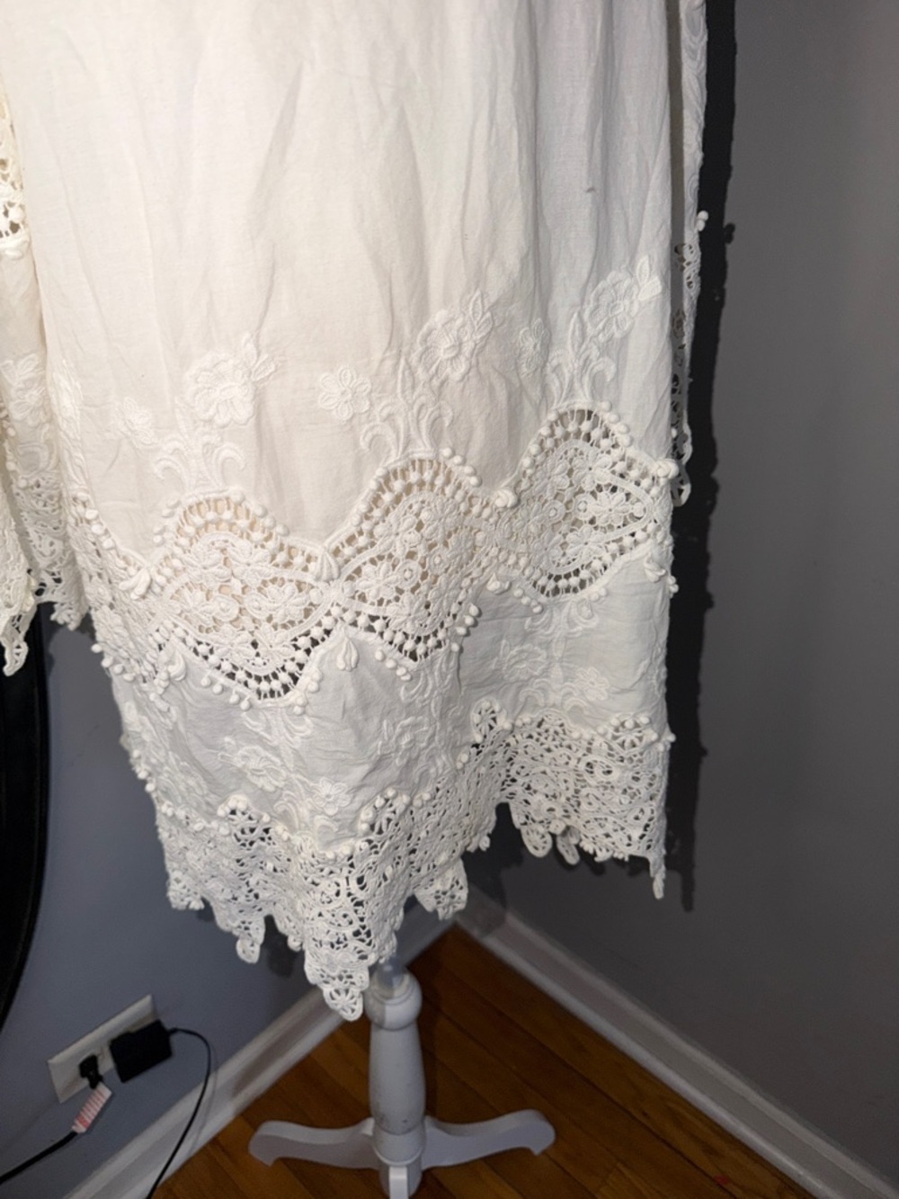 Eberjey white 100% Cotton Crochet-Trim tunic - Picture 2 of 7